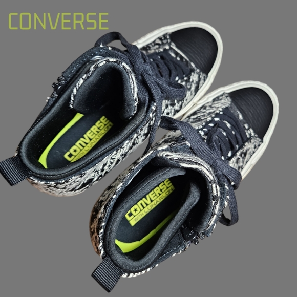Converse Chuck Taylor All Star Winter Knit Selene Mid Zip Sneaker - Picture 7 of 10